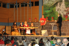 1_abendsitzung_2013_207_20161211_1992418389